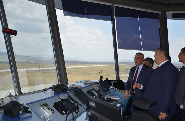 Mehmet Ateş Kapadokya Havalimanı’nı ziyaret etti