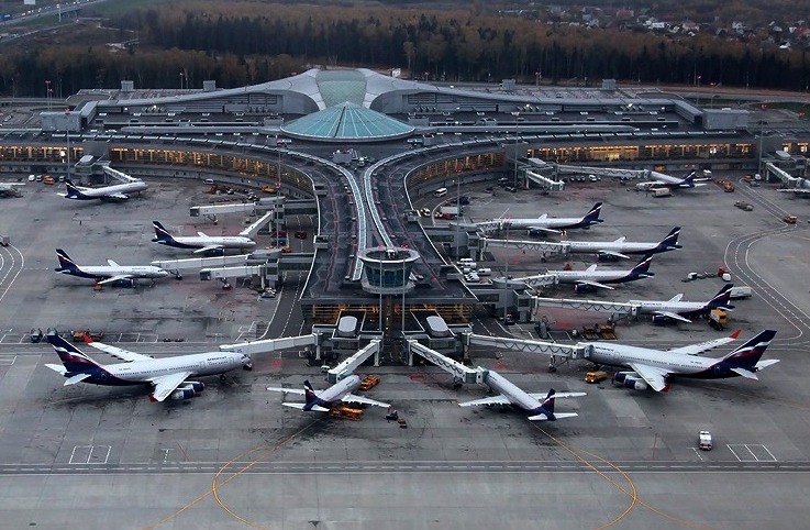 Rus hava yolu şirketleri 10 ayda 80 milyon yolcu taşıdı