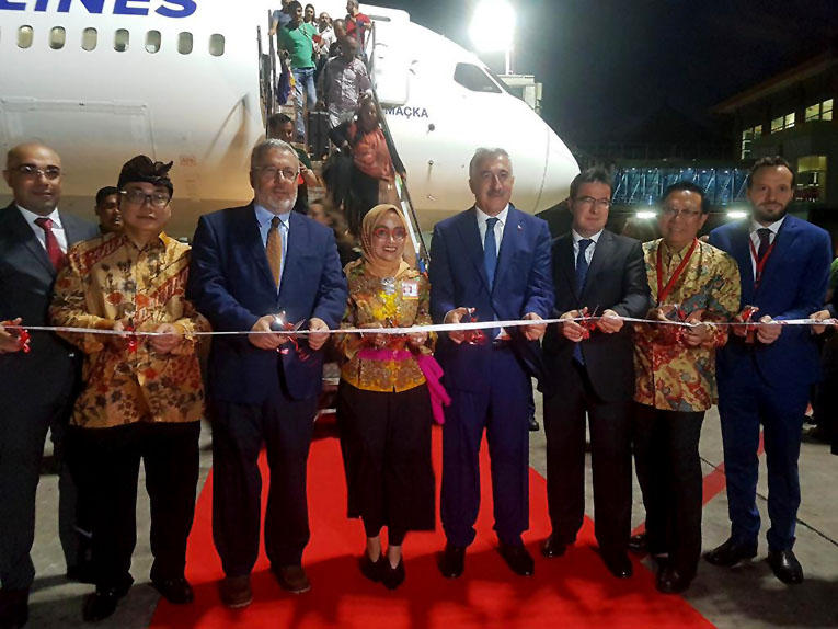THY, Bali Denspar uçuşlarına başladı