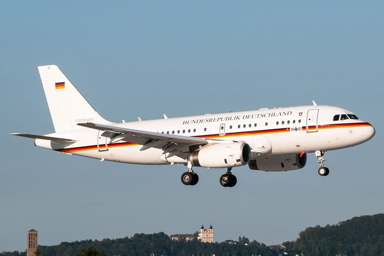 Alman milletvekilleri fazla uçmakla suçlandı