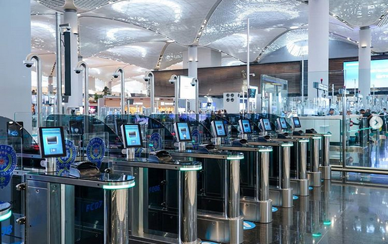 IST’de Hızlı Pasaport Sitemi’nden 20 saniyede geçiyorsunuz