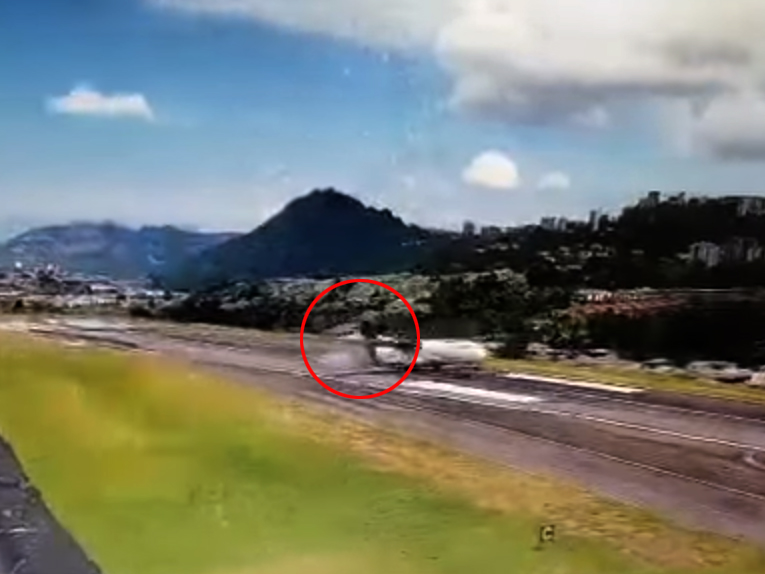 Avianca’nın ATR-72’si inişte kuyruk sürttü