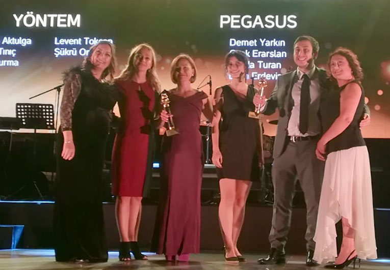 Pegasus’a “Altın Baykuş” Ödülü