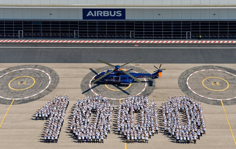 Airbus 1000’nci Super Puma’yı teslim etti