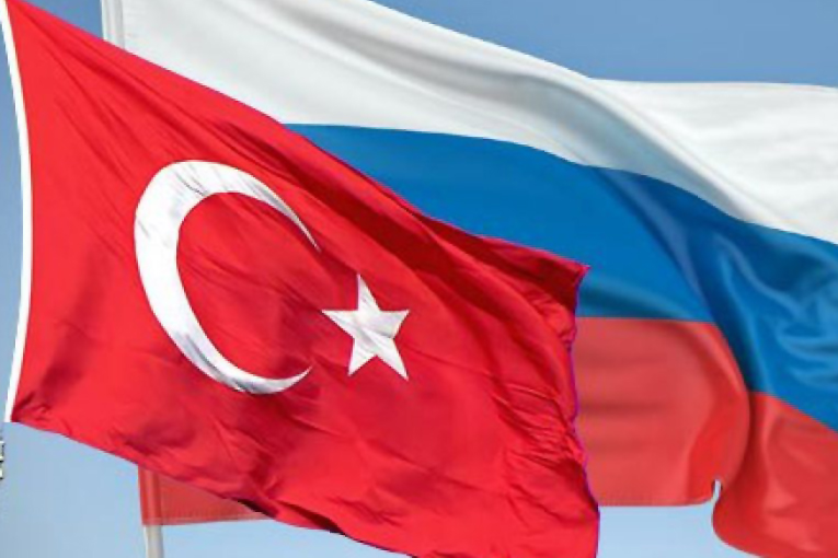 Bakan Ersoy, Rusya-Türkiye uçuşları hakkında konuştu