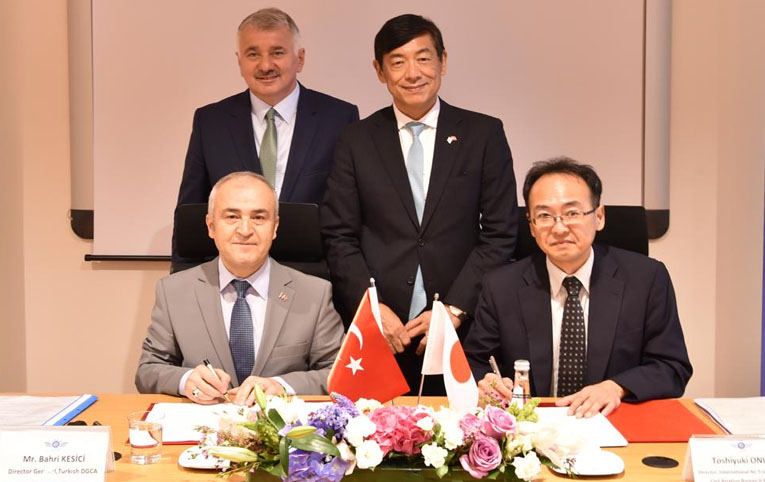 Türkiye-Japonya uçuş hatları anlaşması imzaladı