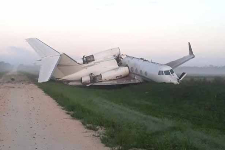 Belize’de uyuşturucu taşıyan uçak inişte kaza yaptı