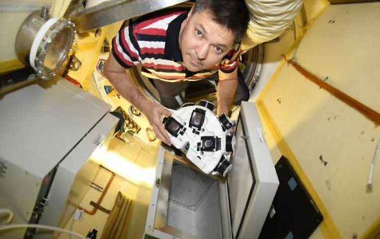 Astronotlar uzayda üç boyutla biftek üretti