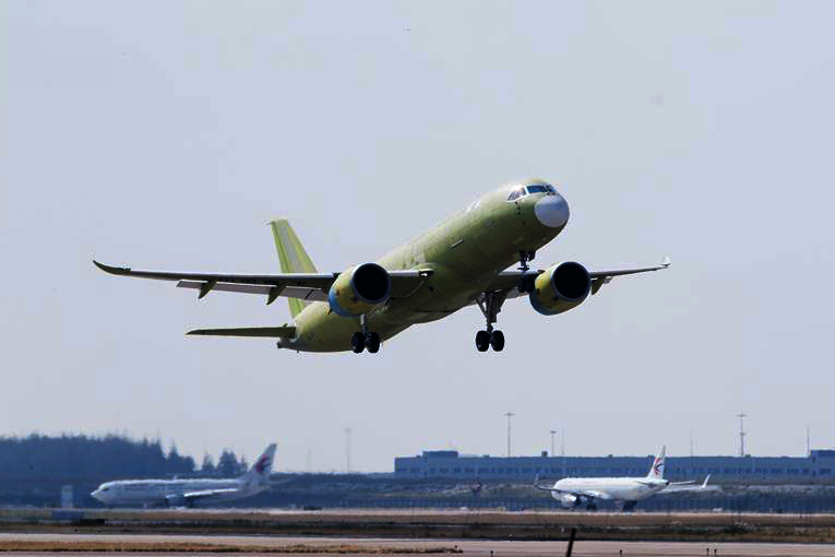 Çin, beşinci C919’un ilk test uçuşunu yaptı