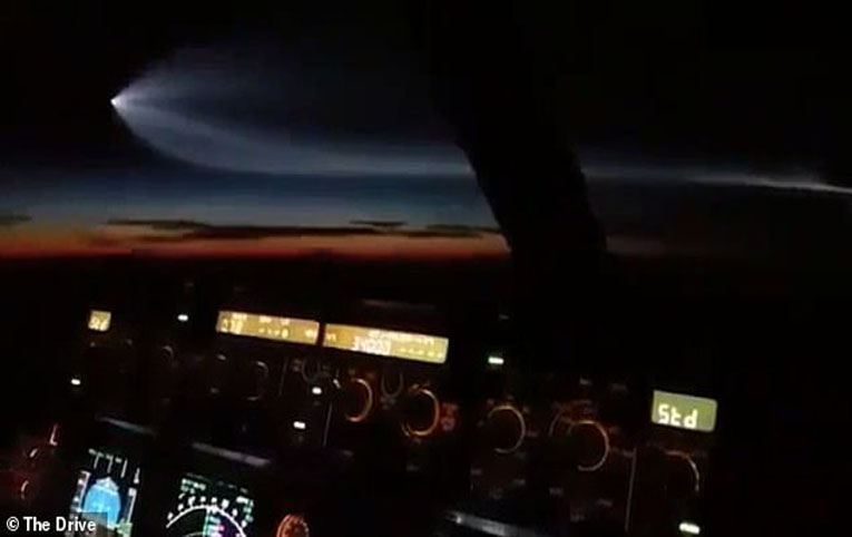 Pilotlar nükleer füzeyi görüntüledi