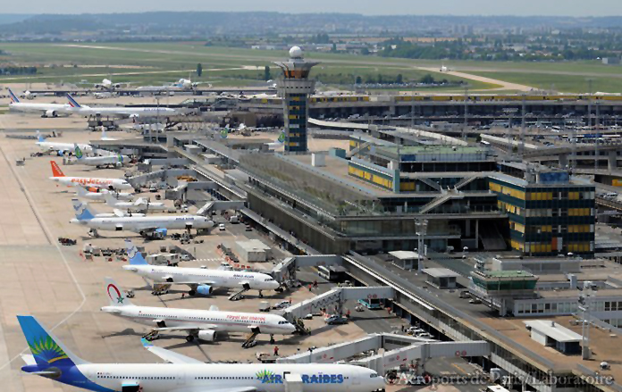 Paris’te tüm hava limanları kapanıyor