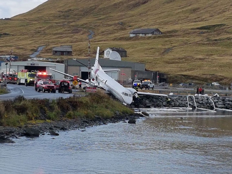 Penair havayolu uçağı Alaska’da pistten çıktı