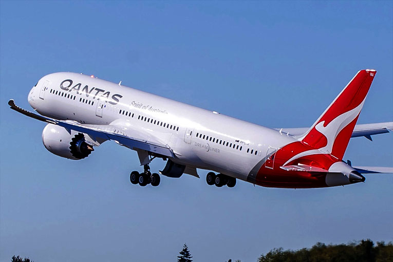 Qantas Havayolu 3. en uzun uçuşunu yaptı