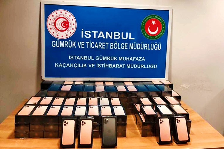 İSG’de 3 milyonluk kaçak cep telefonuX-Ray’a takıldı