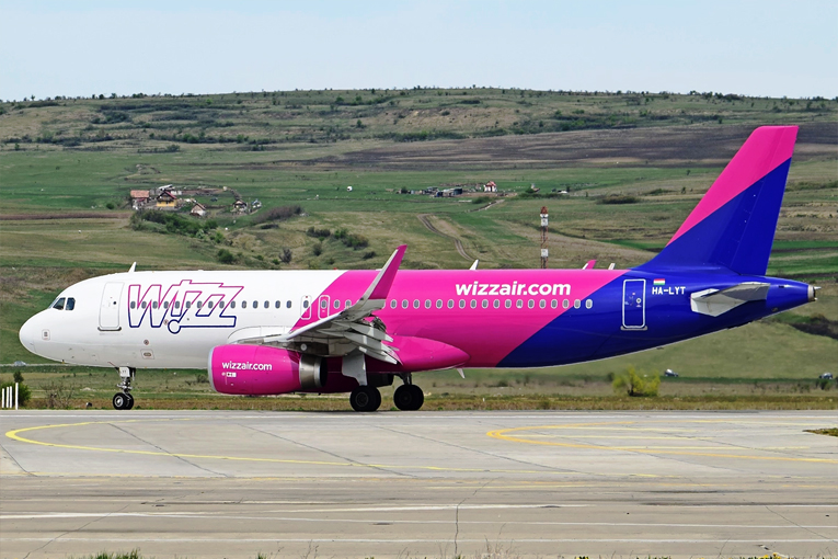 Wizz Air uçağı Kıbrıs Baf’a acil indi