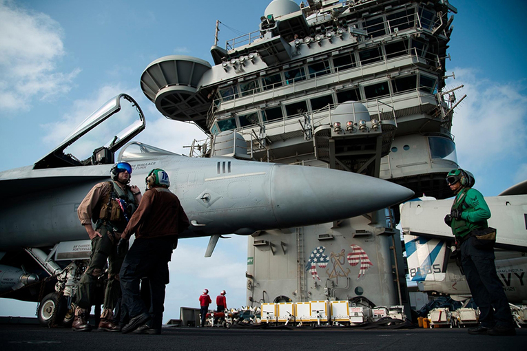 National Interest, ABD donanma pilotlarının yeteneksiz oluğunu yazdı