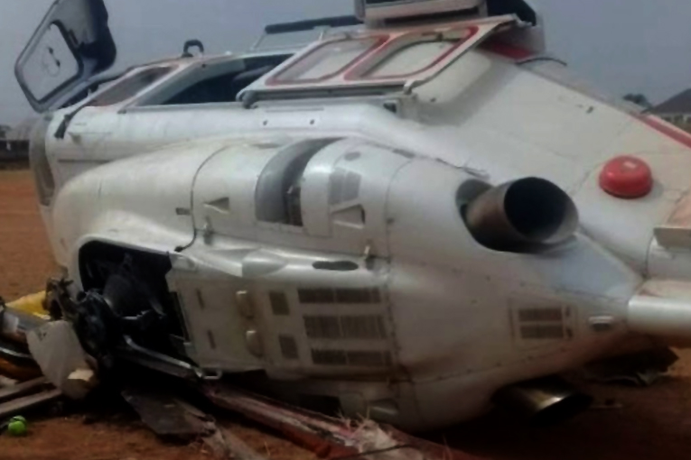 Nijerya Hava Kuvvetleri’nin Agusta’sı inişte kaza yaptı