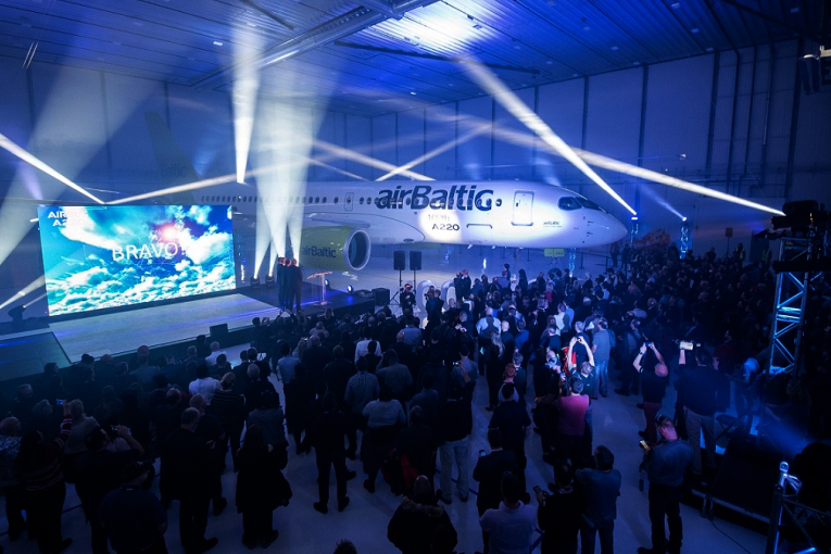Air Baltic 100’ncü, filosundaki 21’nci A220’yi böyle kutladı