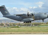 TSK, Mogadişu’ya A400M uçağıyla yardım götürdü