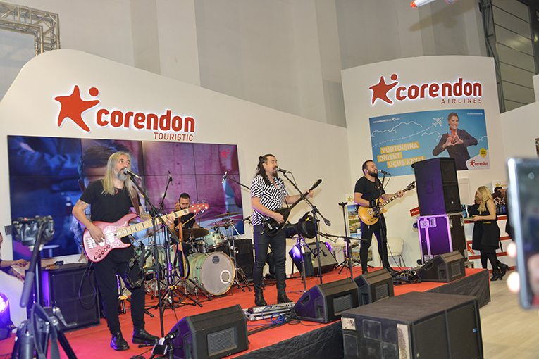 Corendon Airlines’tan Konser Sürprizi