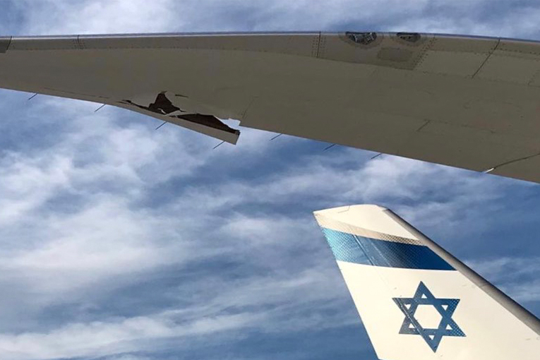 El-Al’ın B787 Dreamliner’ı Las Vegas’ta direğe çarptı