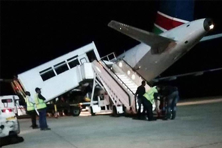 Namibya’nın Windhoek Havalimanı’nda görünmez kaza