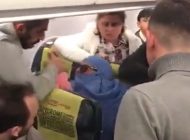 Uçakta, “Ben FETÖ’cüyüm” diyen kadın tahliye edildi