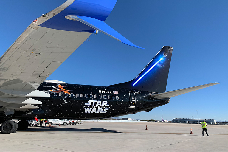 United uçağını, Star Wars temasıyla donattı