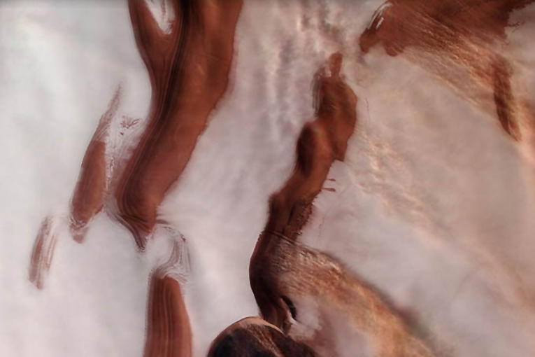 ESA Mars’tan harika görüntü paylaştı