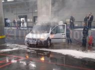 İstanbul Havalimanı otoparkında araç yandı