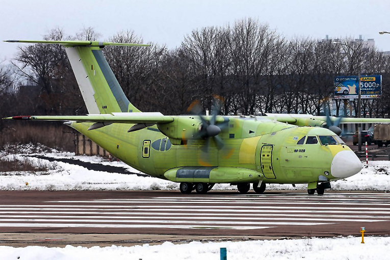 Rusya’nın IL-112V’si ikinci uçuşuna hazırlanıyor