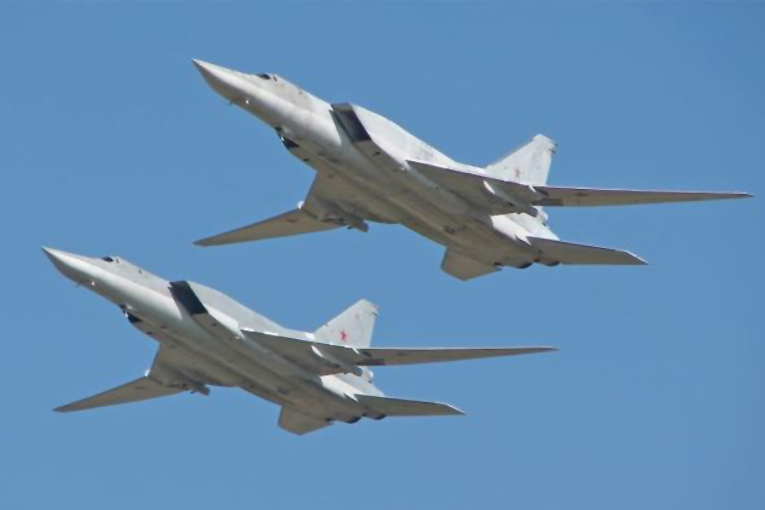 Rus Tu-23M3’ler Karadeniz’de planlı uçuş yaptı