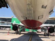Air India uçağı Pune kalkışında kuyruğunu sürttü