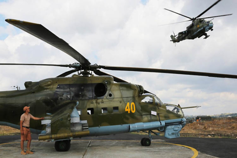 Suriye ordusunun helikopteri vuruldu acil indi