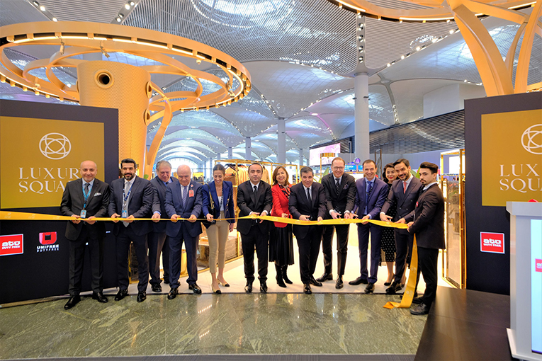 ATÜ Duty Free, IST’de Luxury Square’in açılışını yaptı