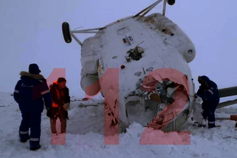 Rusya’nın kuzeyinde Mi-8 inişte ters döndü