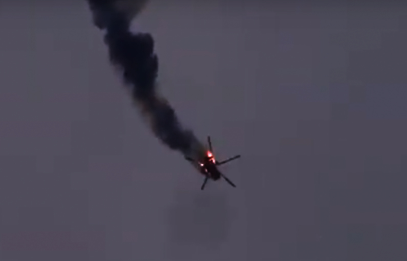 Suriye’de vurulan helikopter kameralara yansıdı