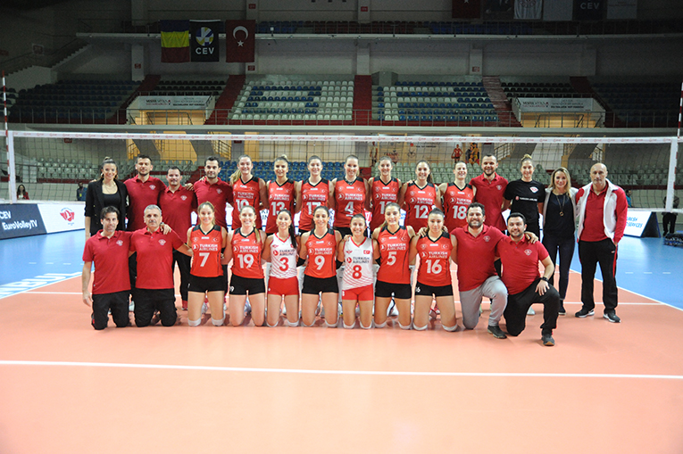 THY, 2020 CEV Challenge Kupası’na namağlup devam ediyor