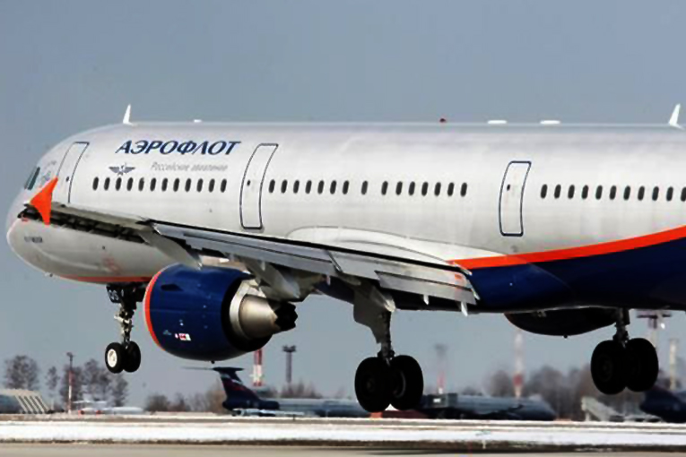 Aeroflot’un Soçi-Moskova uçağı acil indi