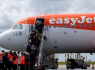 Easyjet uçağı alkollü yolcu yüzünden rotar yaptı