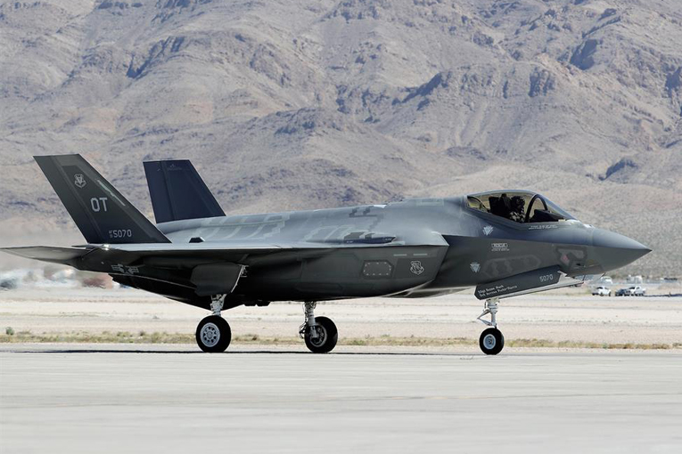 Çekya, ABD ile F-35 için görüşüyor