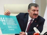 Bakan Koca, ”Zorunlu olmadıkça yurt dışına çıkmayın”