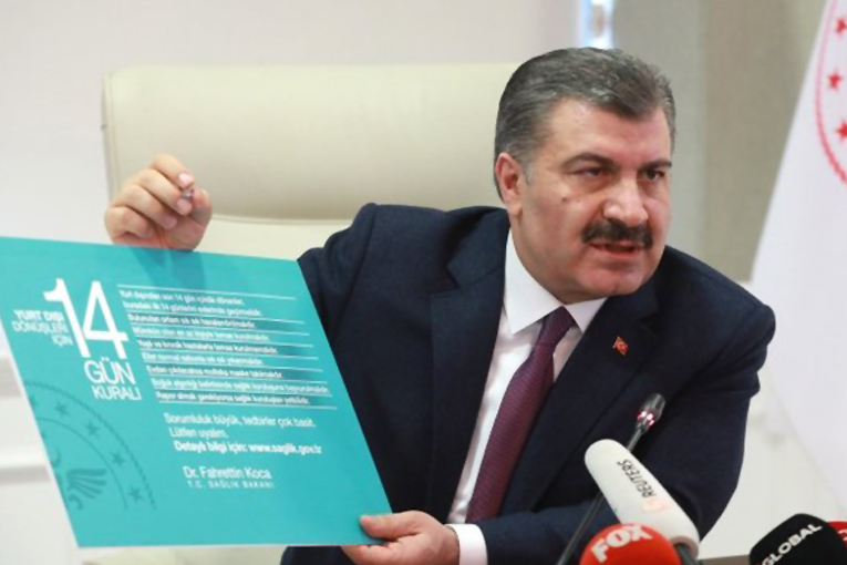 Bakan Koca, ”Zorunlu olmadıkça yurt dışına çıkmayın”