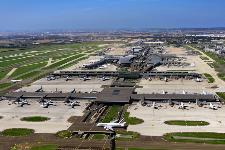 Charles de Gaulle Havalimanı’nda 4 pistten ikisi kapatılıyor