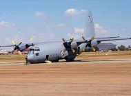 Güney Afrika’da test sırasında C-130’un ön dikmesi çöktü