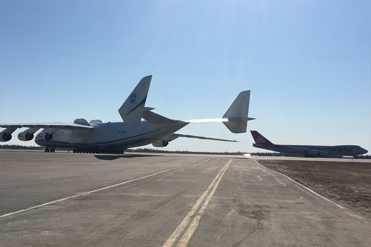 Bomba ihbarı AN-225’i Fairbanks Havalimanı’na indirdi