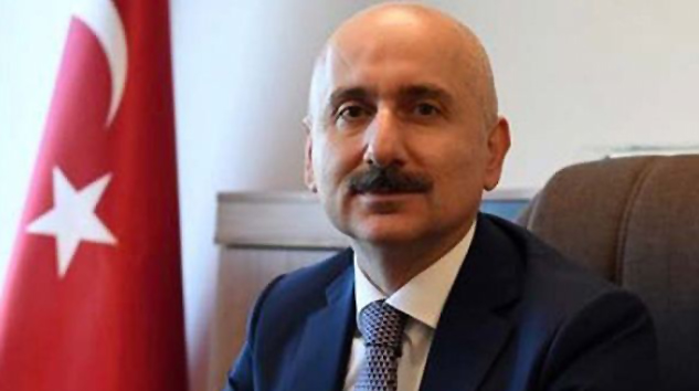 Karaismailoğlu; “THY’nin güçlenebilmesi için İstanbul Havalimanı yerinde bir adım”
