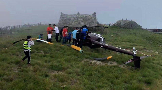 Çin’in Pingxiang şehrinde R44 tipi helikopter düştü