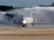 Delta MD-88’ine su takı ile vade etti