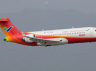 ARJ-21 ilk ticari uçuşunu gerçekleştirdi